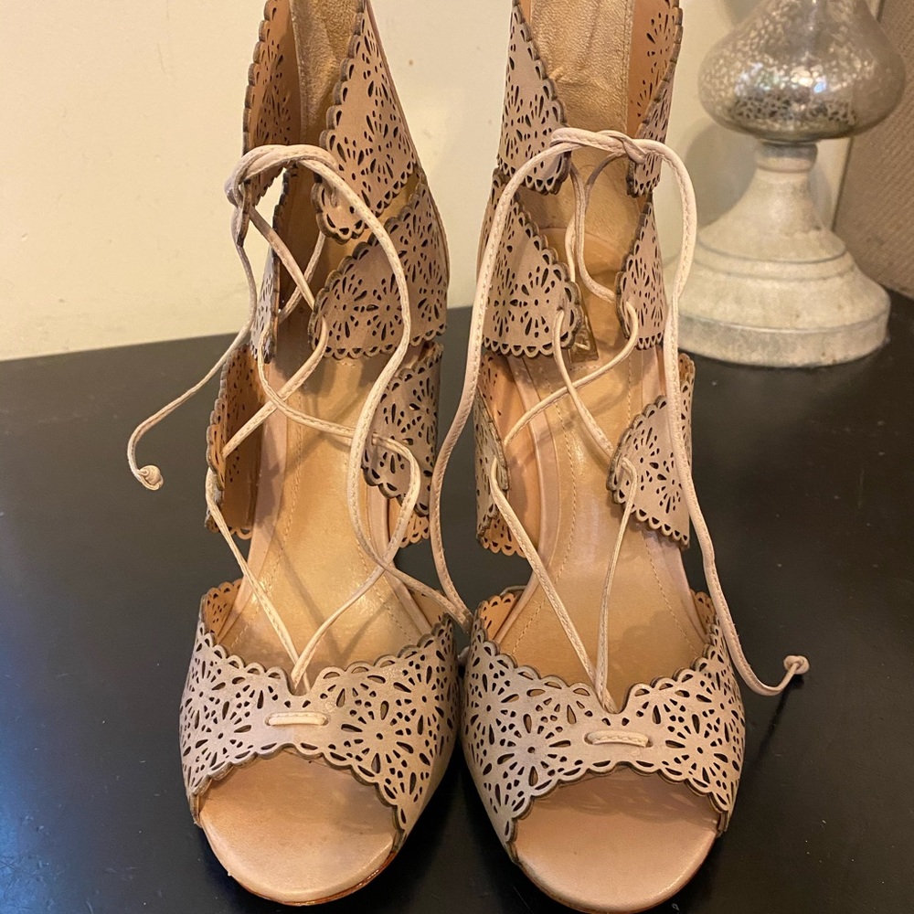 Schutz laser cut shootie